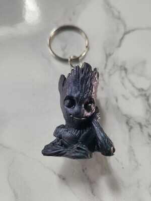 Porte clé Groot violet vert caméléon