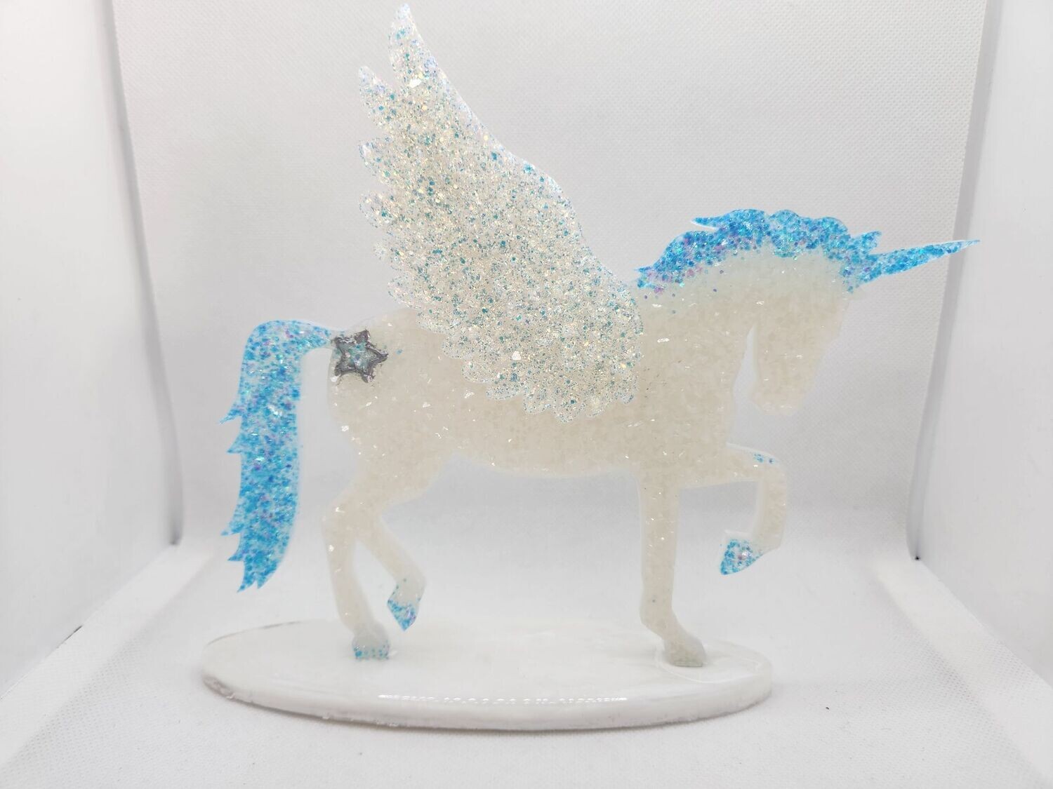 Licorne ailée diamant sur socle personnalisé