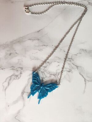 Collier papillon bleu roi chainette argentée