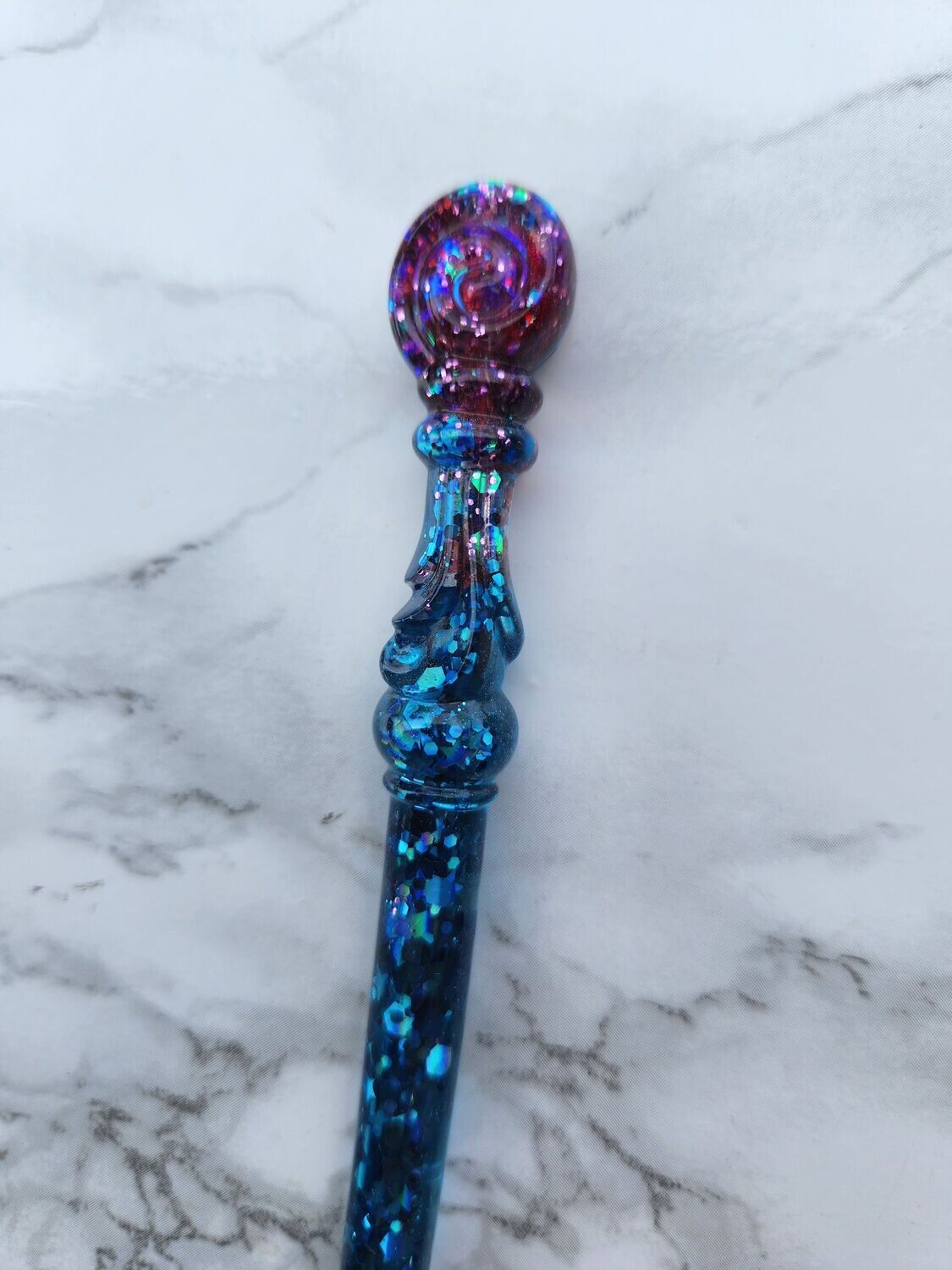Stylo baguette de sorcier pailleté bleu turquoise et rose #2