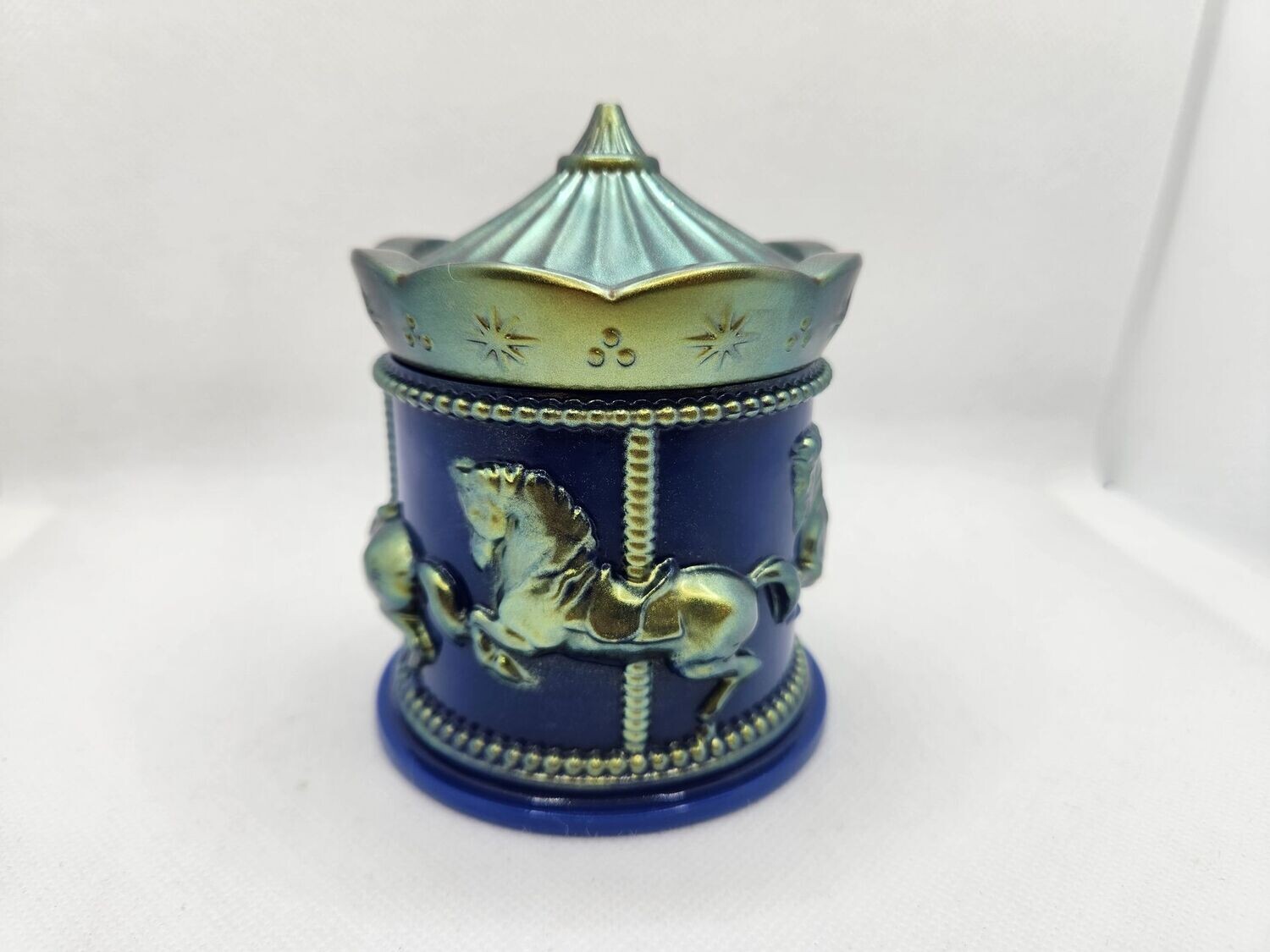 Boite carroussel bleu opaque et or caméléon