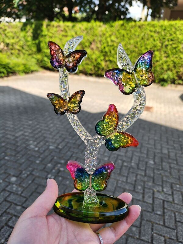 Papillons en branche diamant sur socle personnalisés 