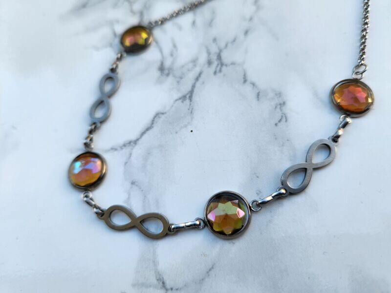 Collier réglable infini à strass holographiques