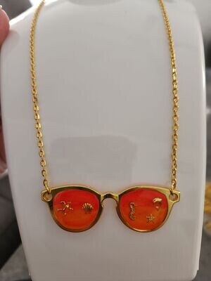 Collier chainette dorée lunettes décor marin