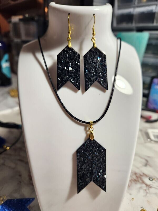 Parure noire effet diamant