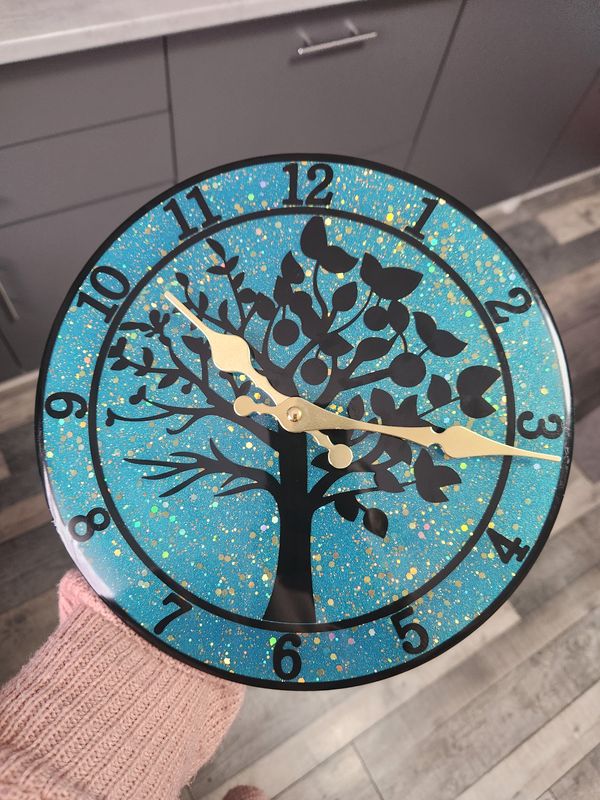 Horloge arbre personnalisée