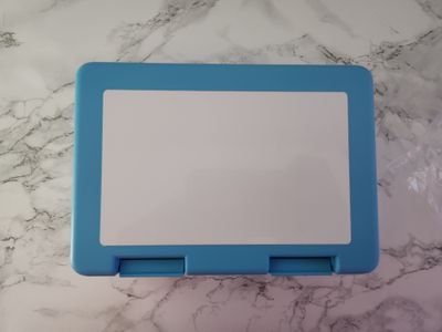 Boite repas / goûter personnalisé bleu ciel