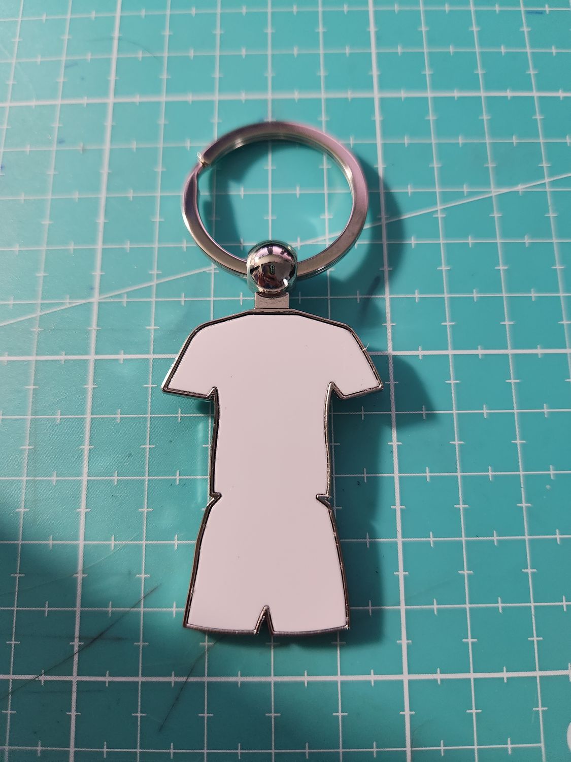 Porte clé maillot de foot métal complet personnalisé