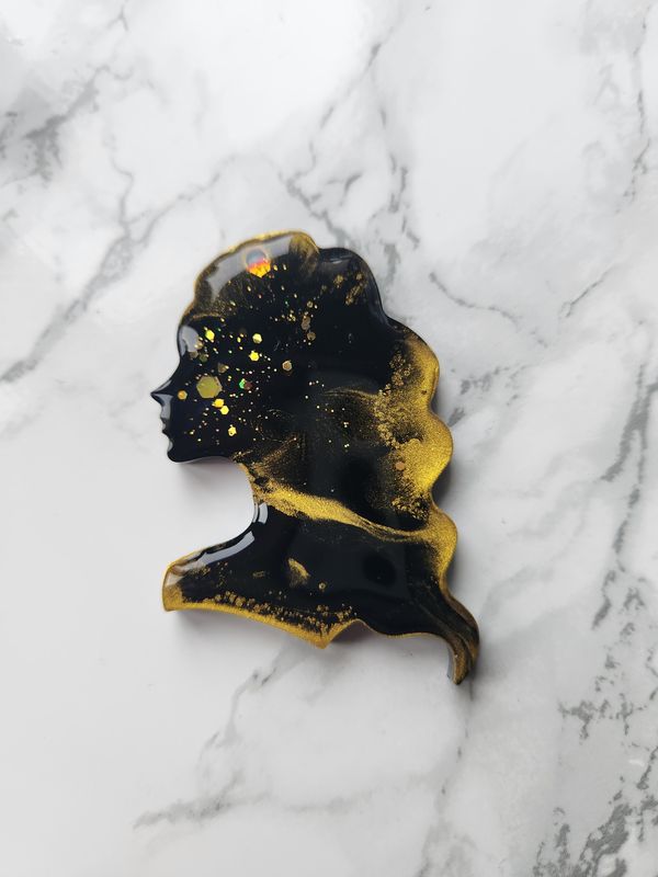 Magnet astro vierge nioir et or pailleté