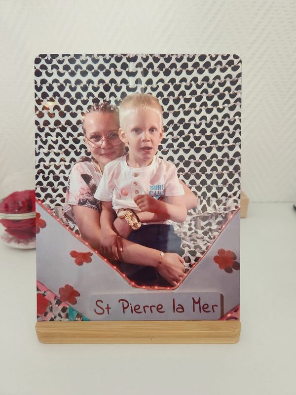 Cadre métal avec support en bambou personnalisé