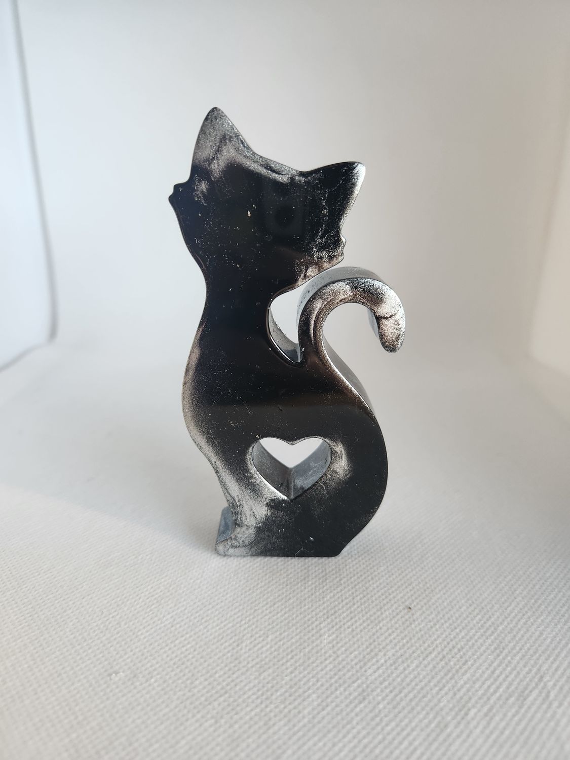 Chat statuette noir et argent