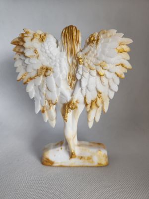 Ange maléfique blanc et or