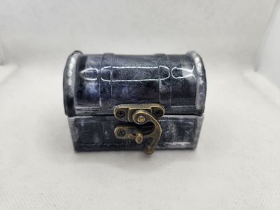 Coffre au trésor noir et argent Coffre au trésor noir et argent