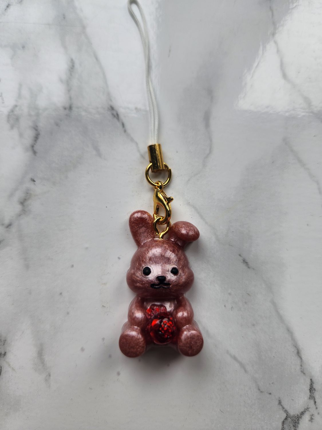 Bijou lapin rose carotte rouge pailletée