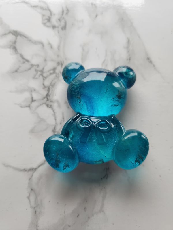 Magnet ourson assis bleu et argent