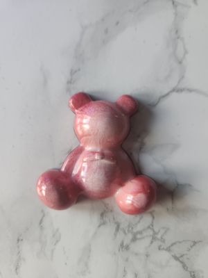 Ourson assis marbré rose foncé