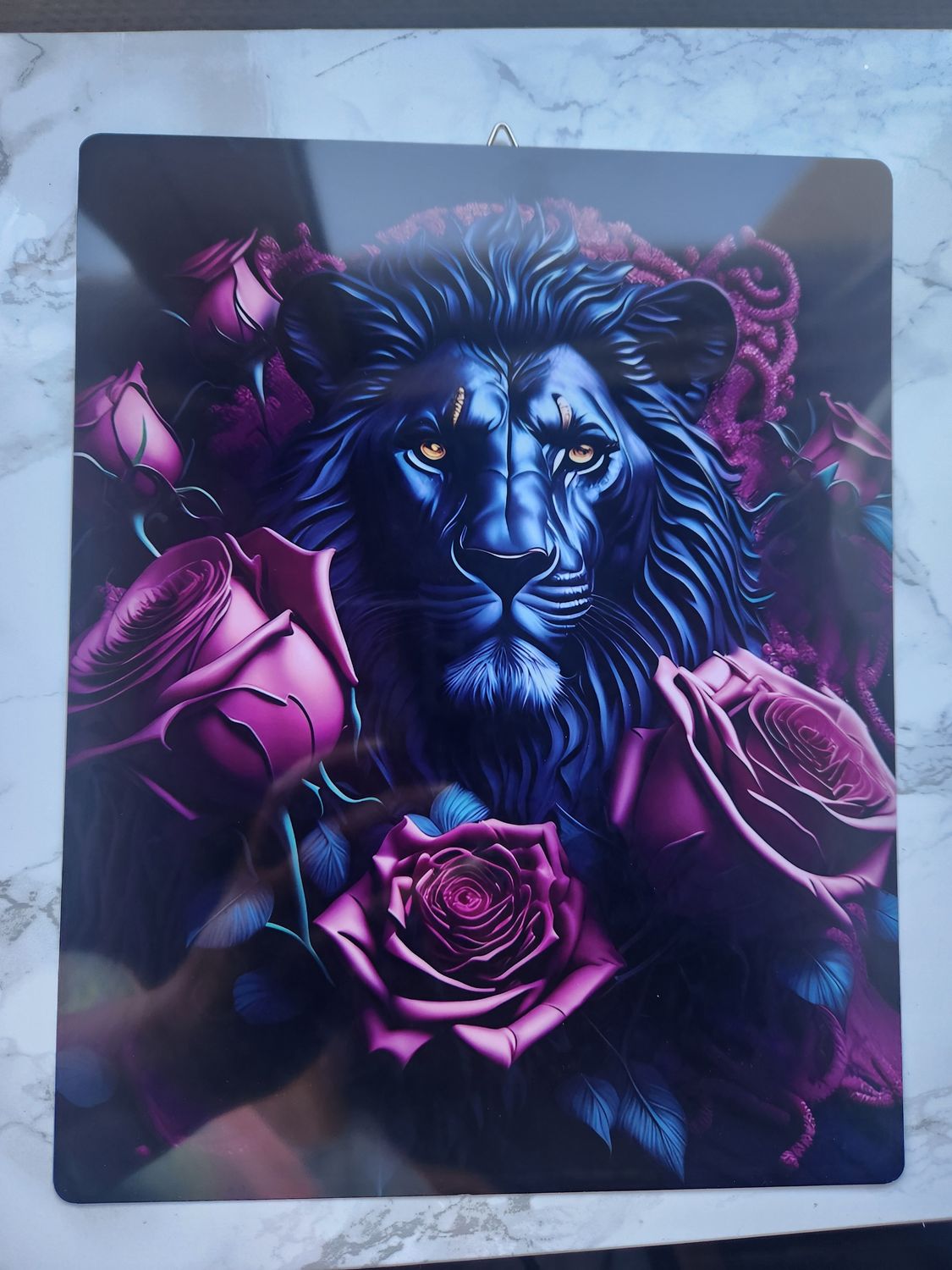 Déco murale lion noir et roses