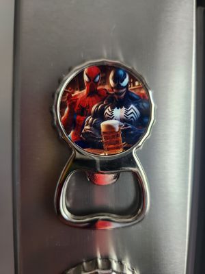 Décapsuleur magnet Spiderman et Venom