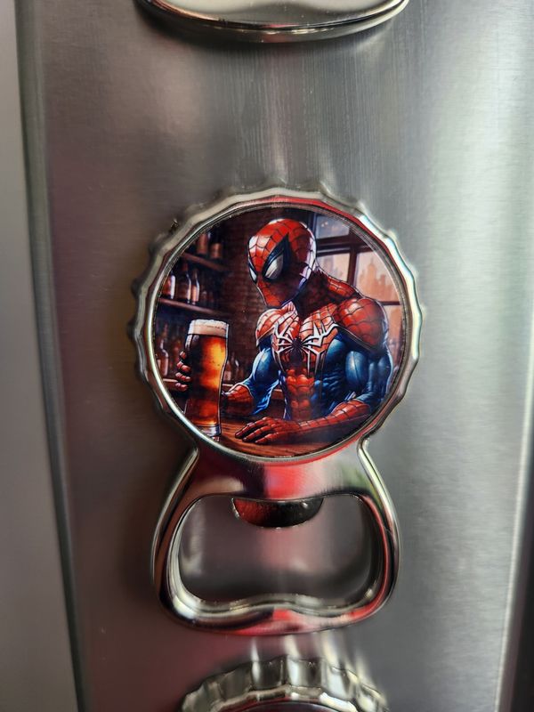 Décapsuleur magnet Spider