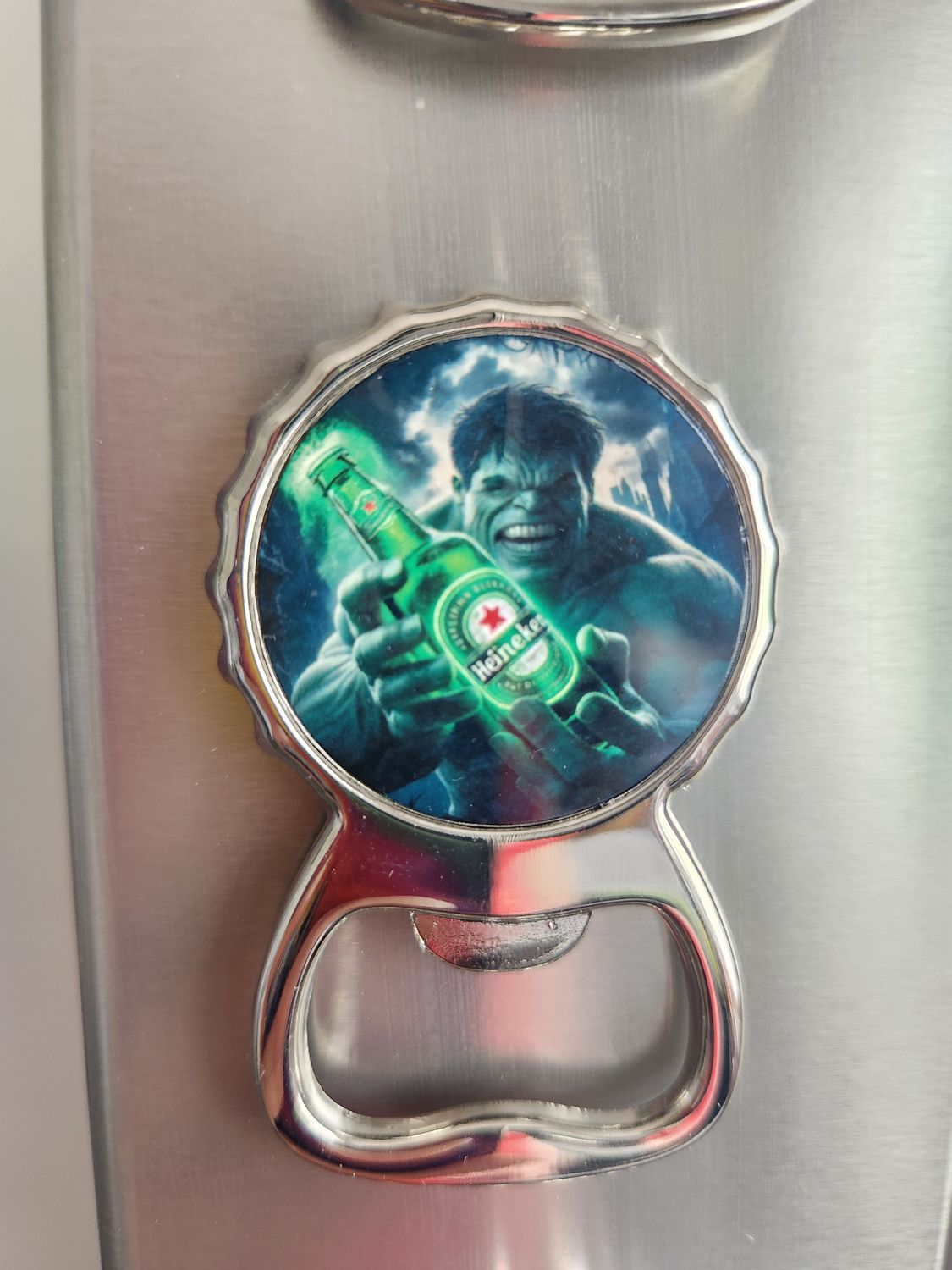 Décapsuleur magnet Hulk