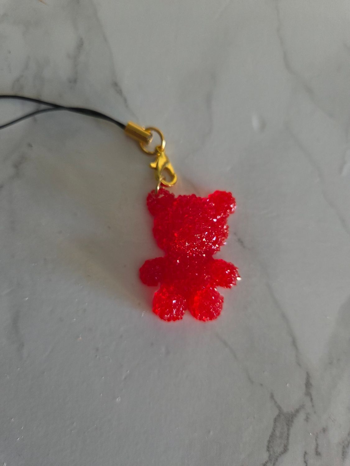 Bijou ourson cristaux rouge translucide
