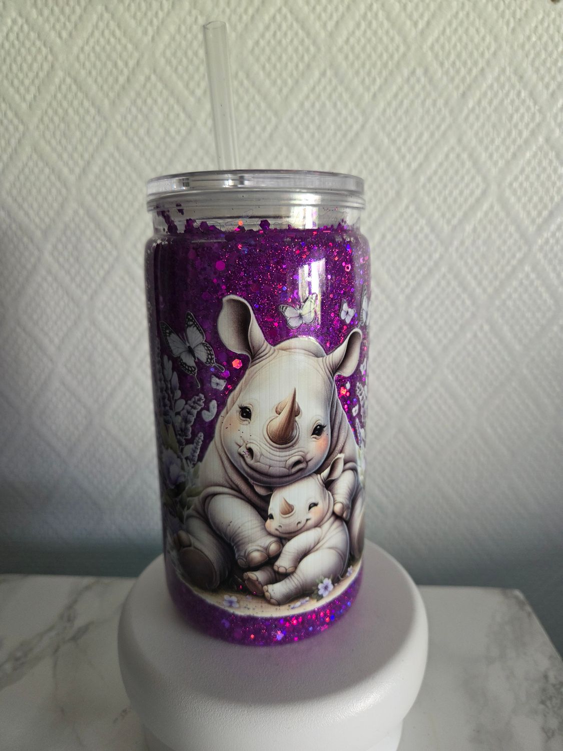 Gobelet rhinocéros paillettes violet holographique