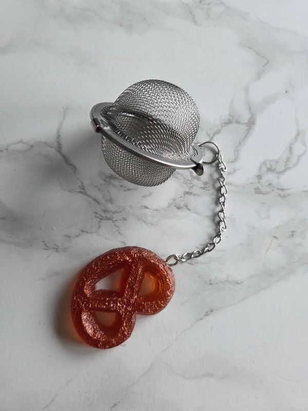 Boule à thé bretzel translucide