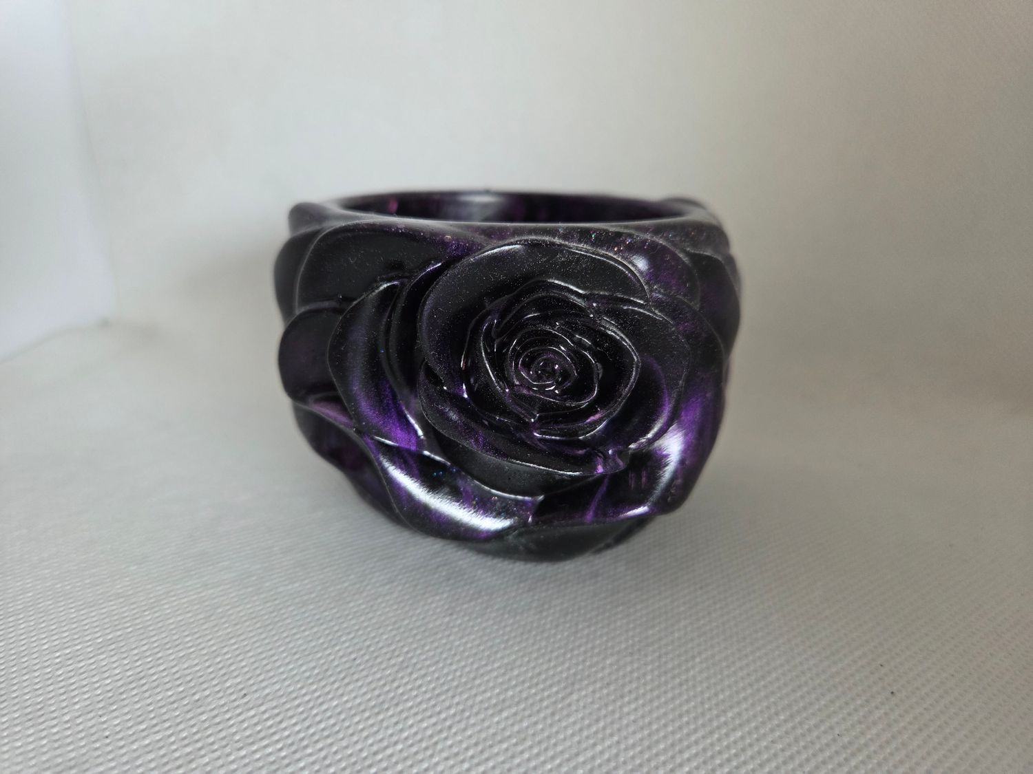 Pot roses noir et violet pailleté Pot roses noir et violet pailleté