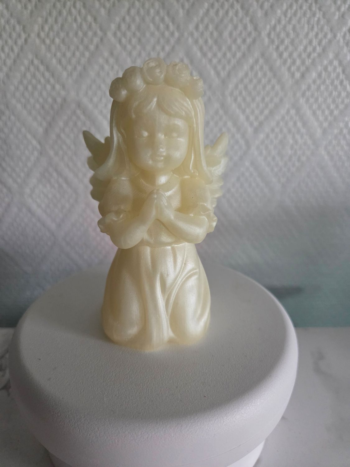 Ange fillette blanc doré 