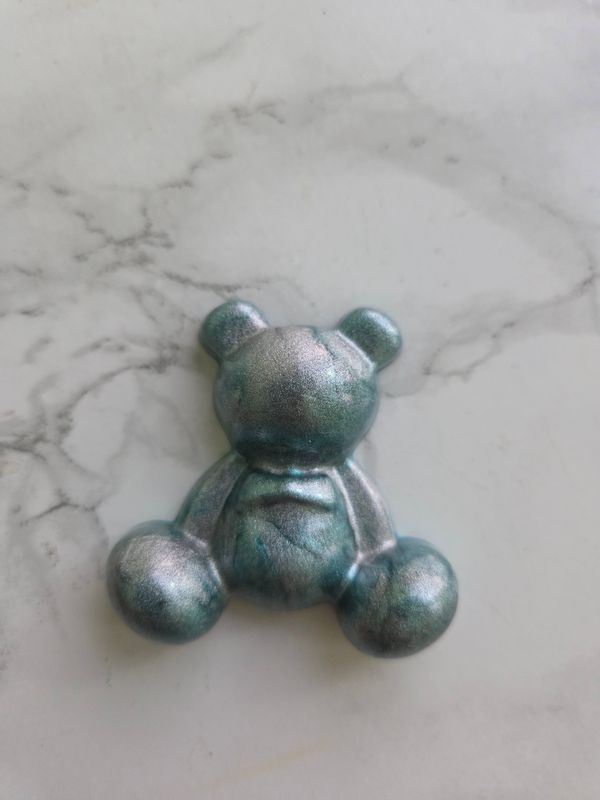 Ourson assis marbré argent vert de gris