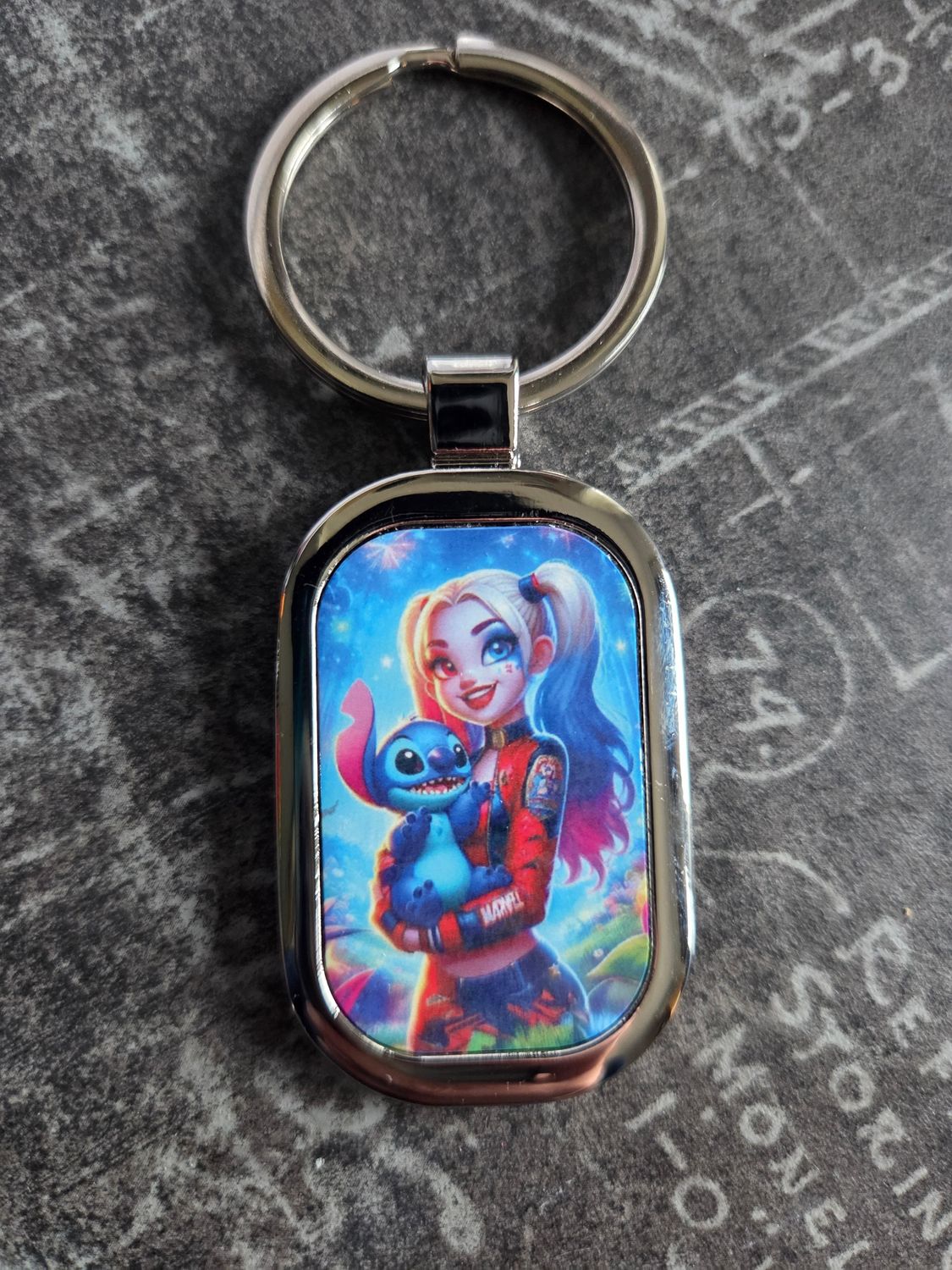 Porte clé médaillon Harley Stitch