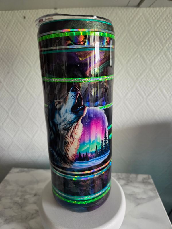 Tumbler 20oz Loup fibre de carbone et chrome