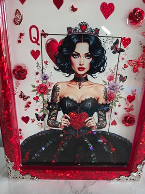 Cadre Reine de coeur rouge pailleté