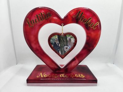 Cadre double coeur milieu sur socle personnalisé