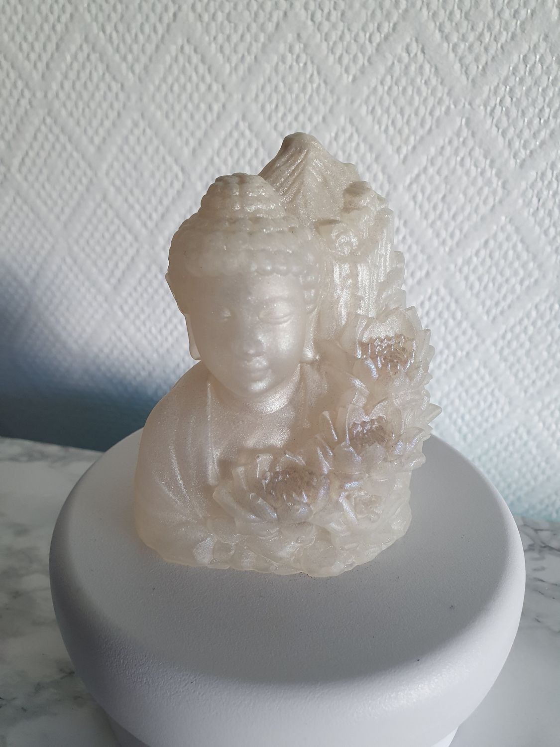 Bouddha buste fleuri