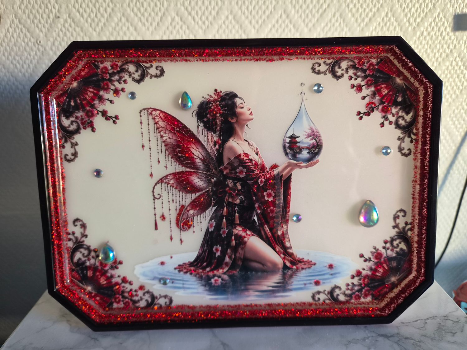 Cadre Geisha rouge et nacre