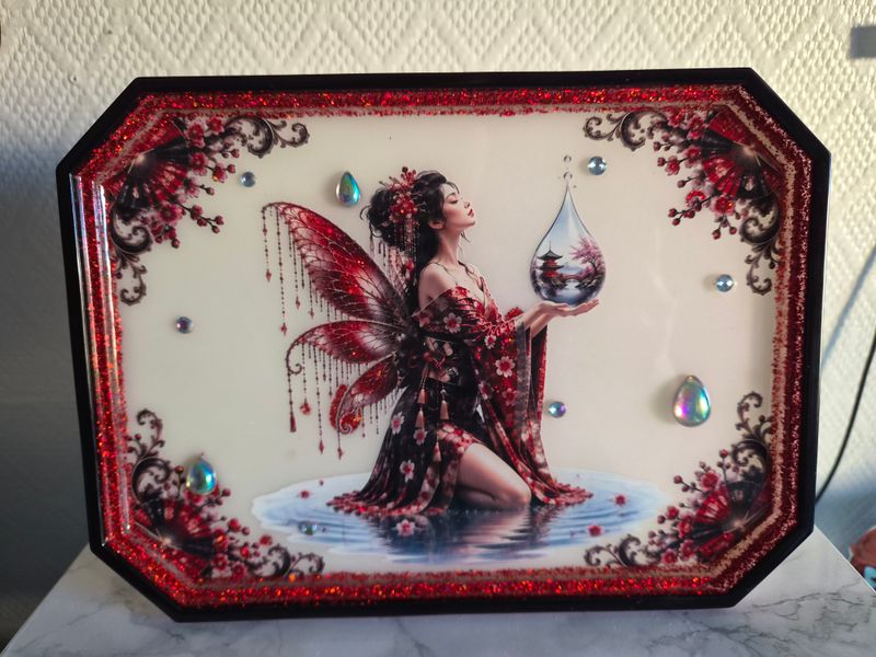 Cadre Geisha rouge et nacre