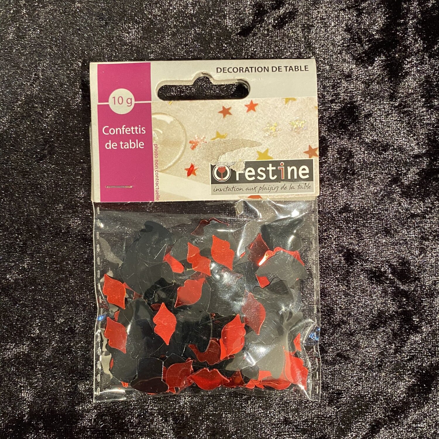 Confettis de table kiss & chapeau panachés rouge noir(10grs)