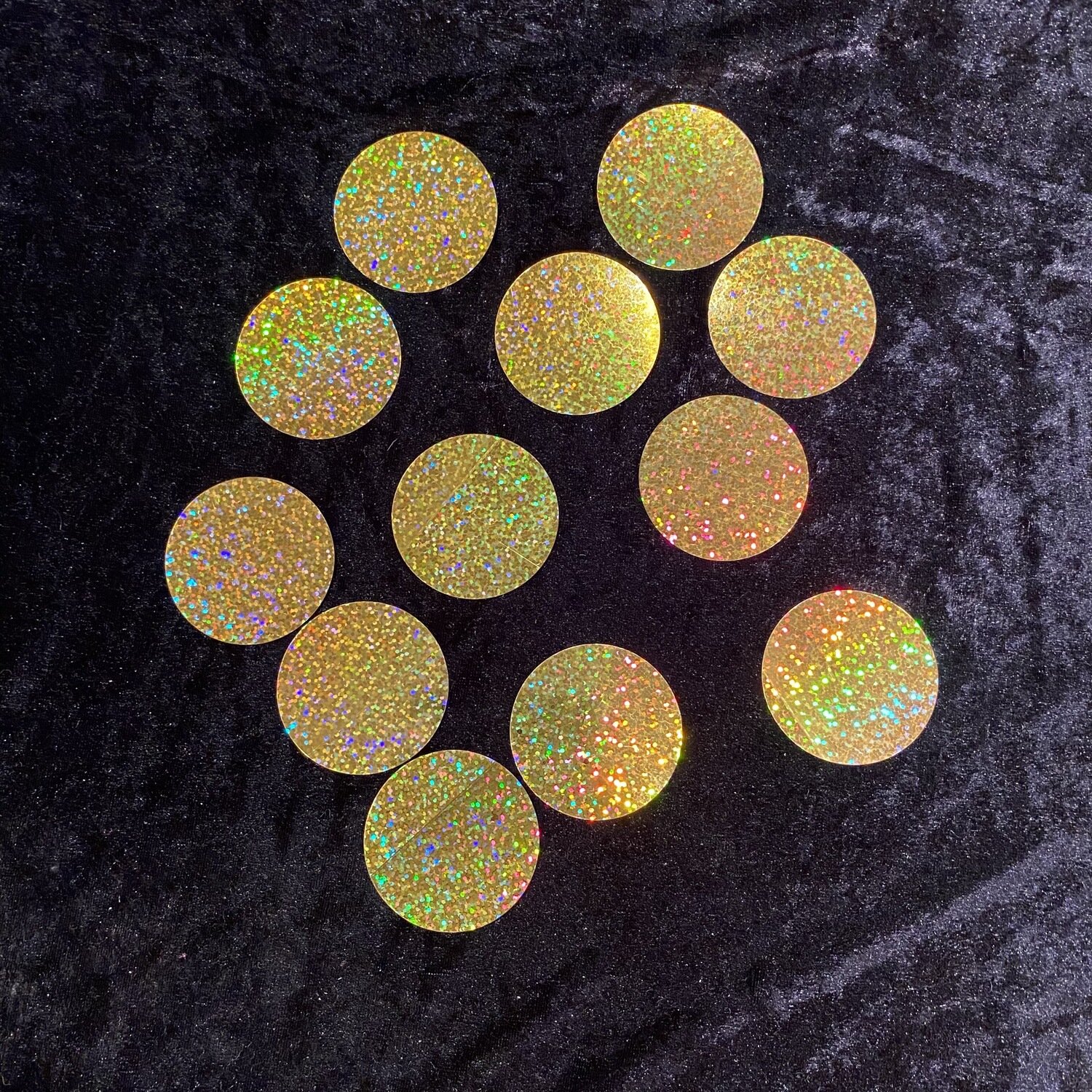 12 confettis ronds or brillants diam 5cm