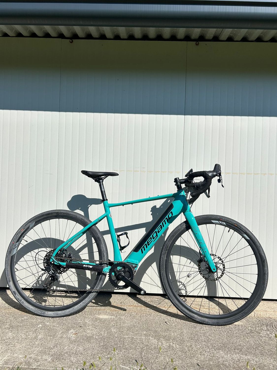 E-GRAVEL MEGAMO