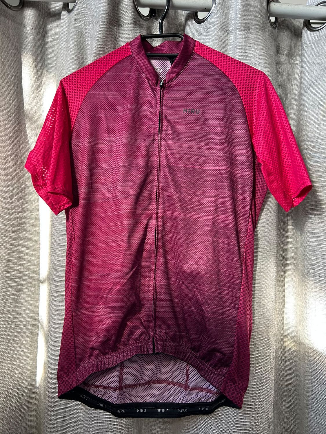 HIRU M CORE LT JERSEY RUBY