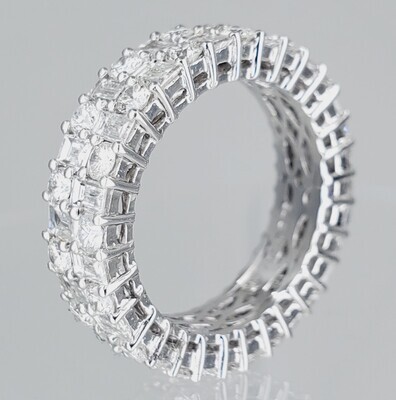 32 RD DIMAOND ETERNITY BAND SIZE 6.5