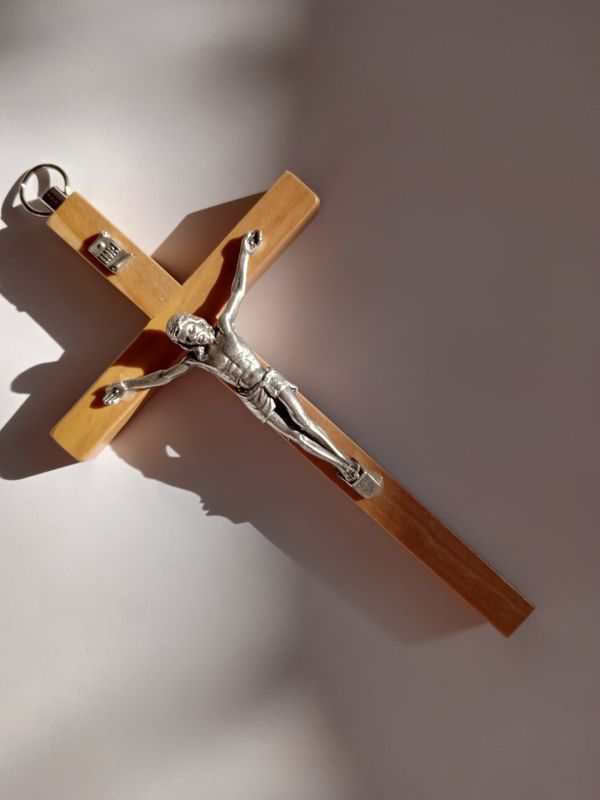 150mm Yellow wood Hanging Crucifix