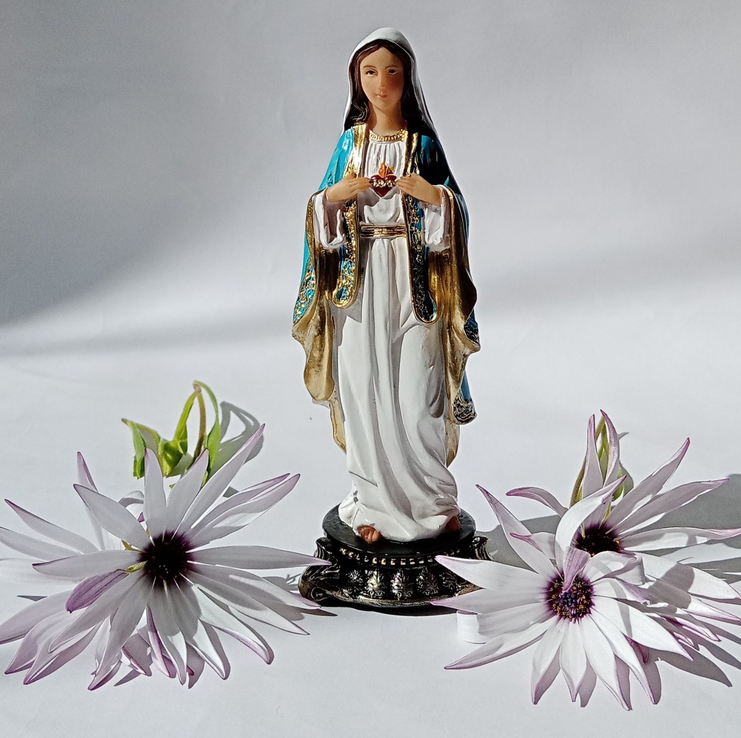 13cm Desk Sized Mary Statue Florentine Collection