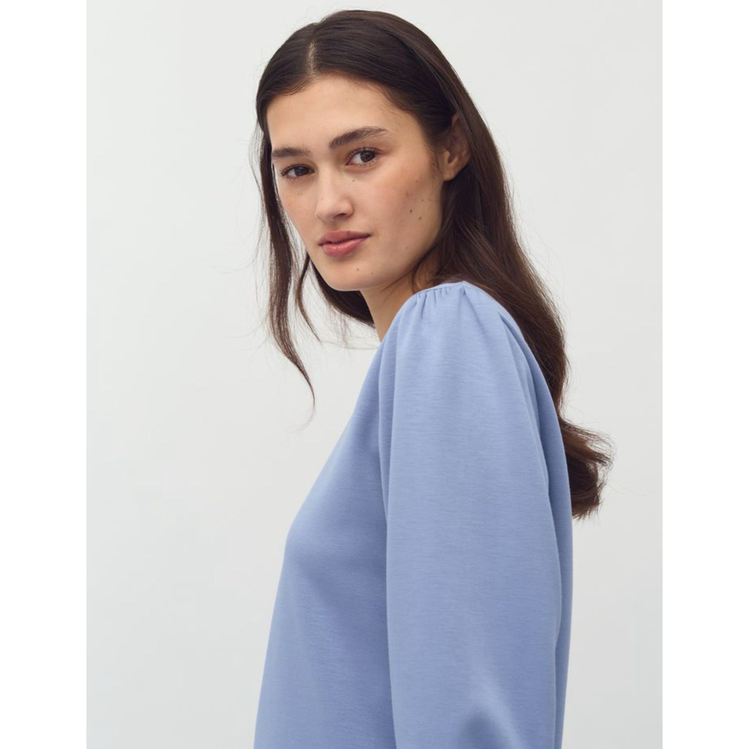 Kadi light blue sweater