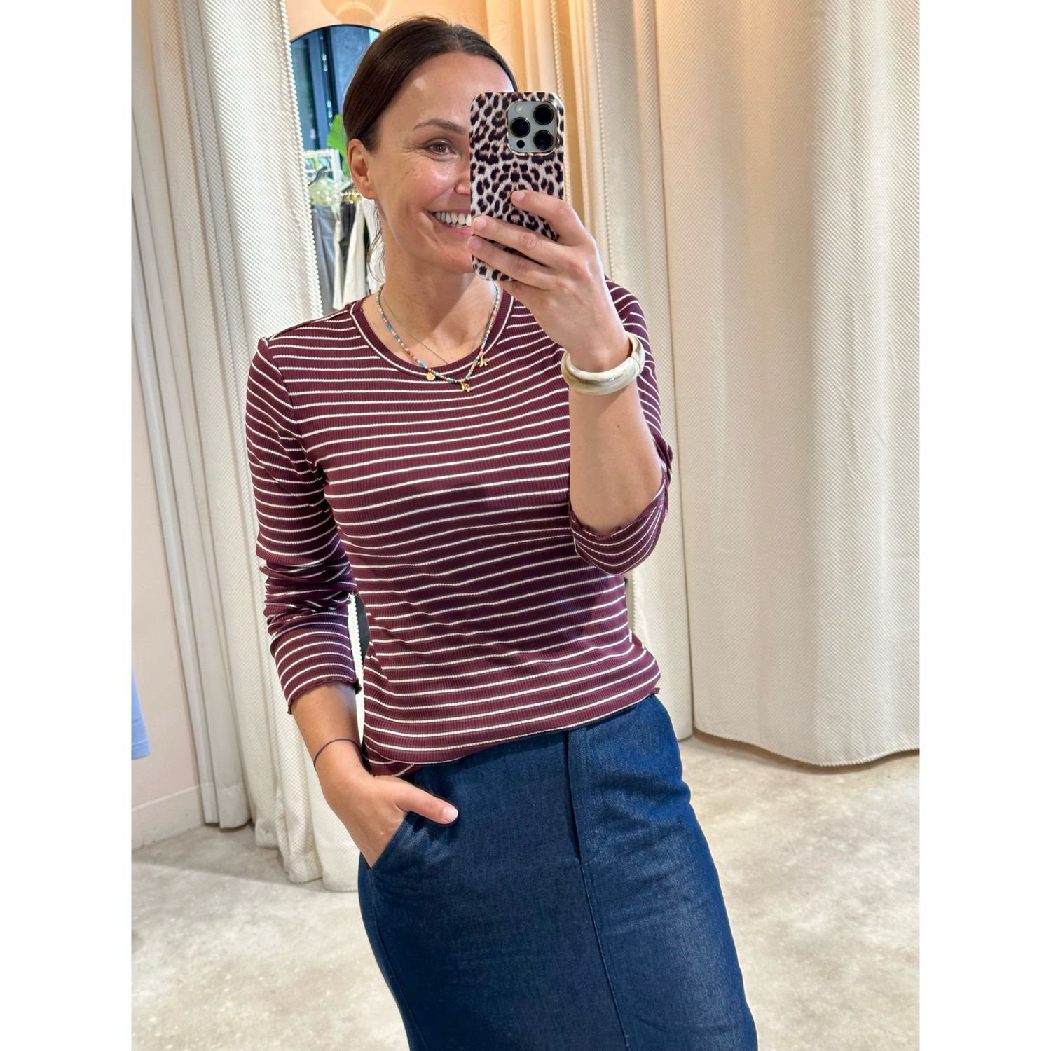 Anna crew neck tee