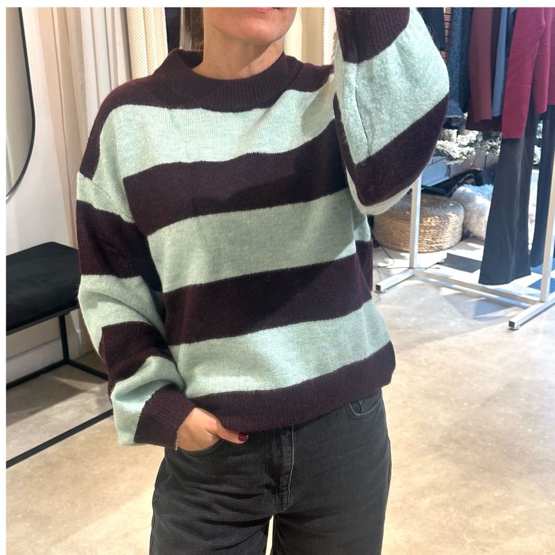 Pull pyronia vert Eau