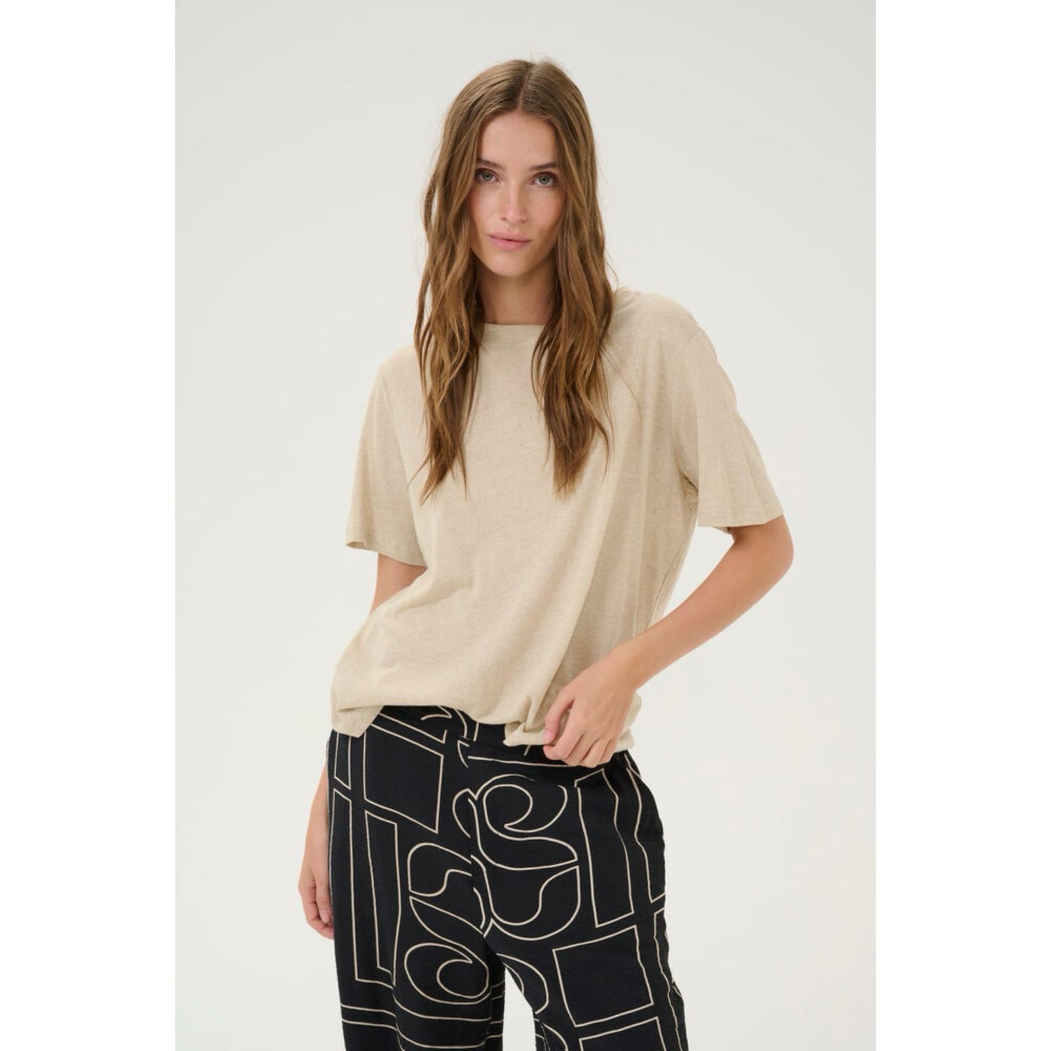 Lisa linnen tee MY ESSENTIAL WARDROBE