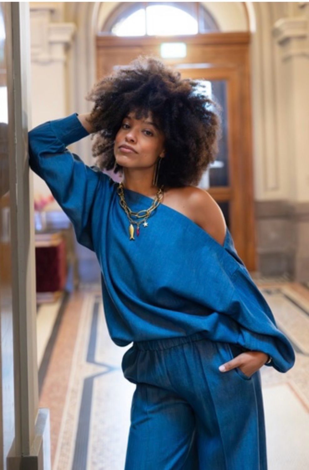 Top Lolder lyocell blue BLACK ROSE