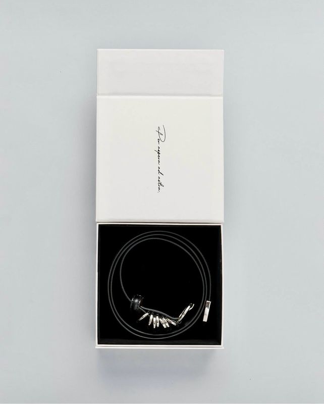 Riem smal leder zwart ELEH